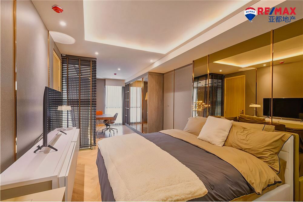 曼谷中心公寓134平方米 2卧2卫出售 For sale duplex 2 bedrooms at S47 Sukhumvit 