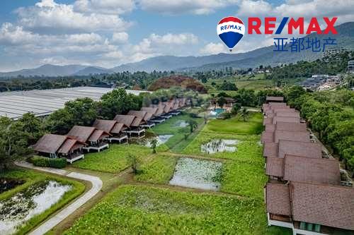湄南 250M 巨大 15 Rai 度假村 56 间平房 Huge 15 Rai Resort 56 Bungalows in Mae Nam 250M