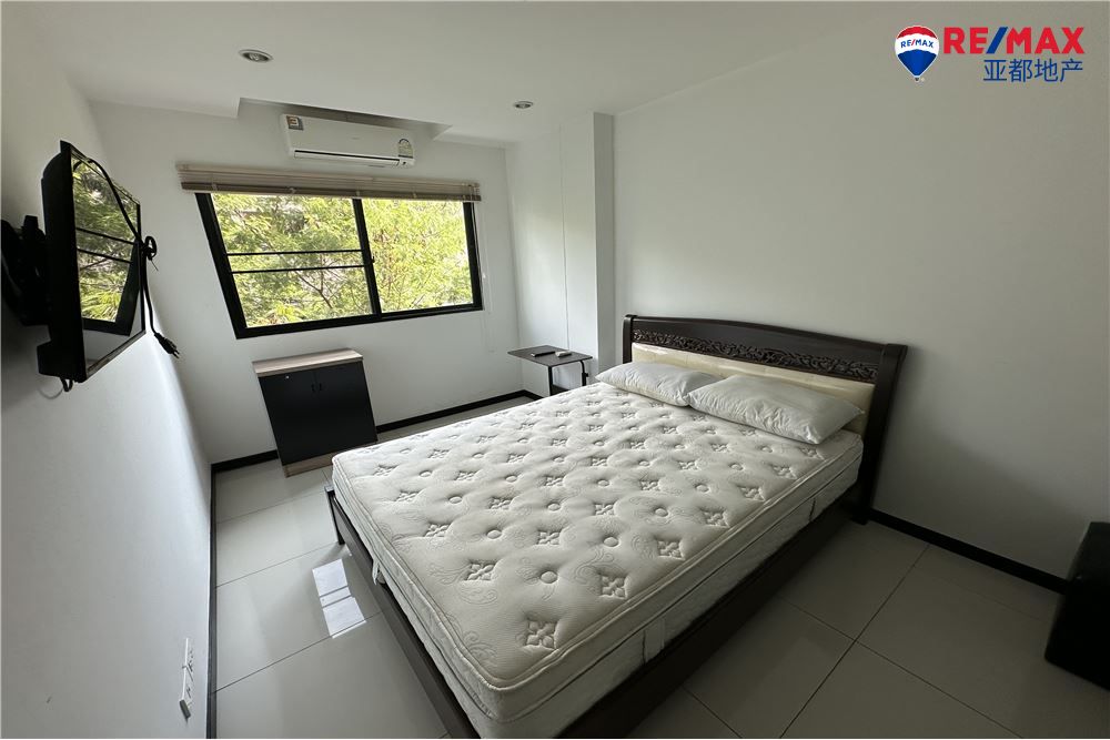 芭提雅帕山暹罗东方花园公寓70平方米2卧2卫出售 Siam Oriental Elegance 2 Bedroom for Sale
