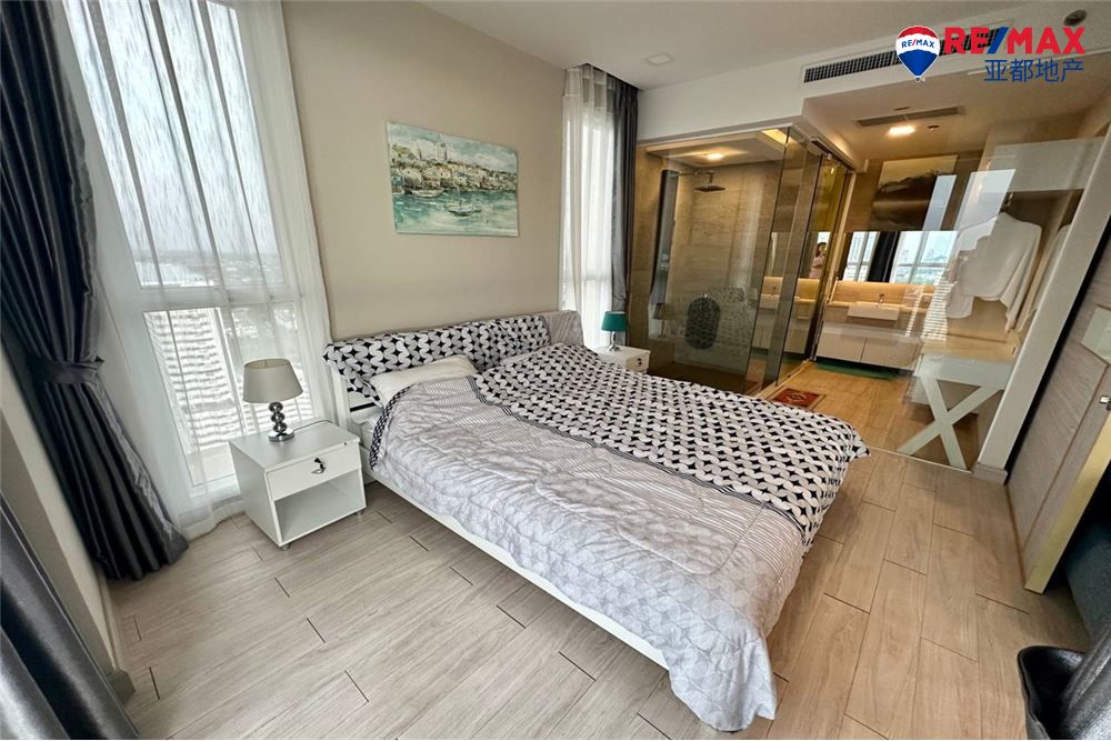 芭提雅中天海景公寓40平方米1卧1卫出售 Cetus Beachfront 1 Bedroom for Sale