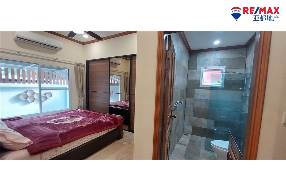 芭提雅泳池别墅105平方米3卧2卫出售 Pattaya Pool villa for Sale