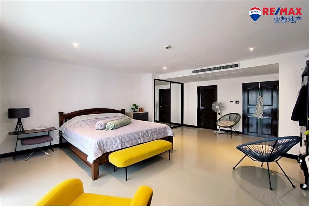 芭提雅帕山现代公寓124平方米3卧2卫出售 Modern 2 Bedrooms Condo For Sale In Pratumnak Hill
