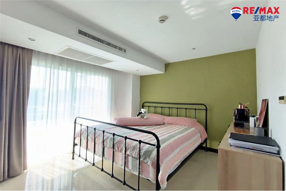 芭提雅帕山现代公寓124平方米3卧2卫出售 Modern 2 Bedrooms Condo For Sale In Pratumnak Hill