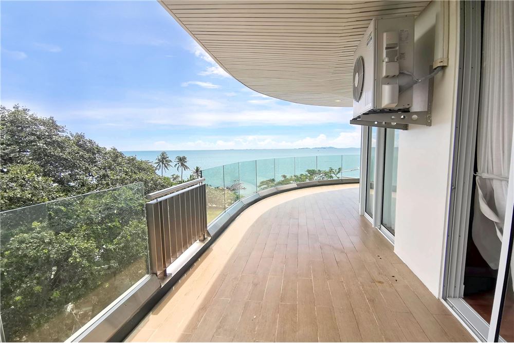 芭提雅海豚湾公寓238平方米2卧3卫出售 Condo Sea view The Cove 2 Bed 3 Bath Huge Balcony.