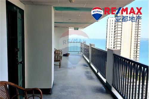 芭提雅旺加马公寓96平方米1卧室1浴室出售 A spectacular sea view condo at Wongamat area 
