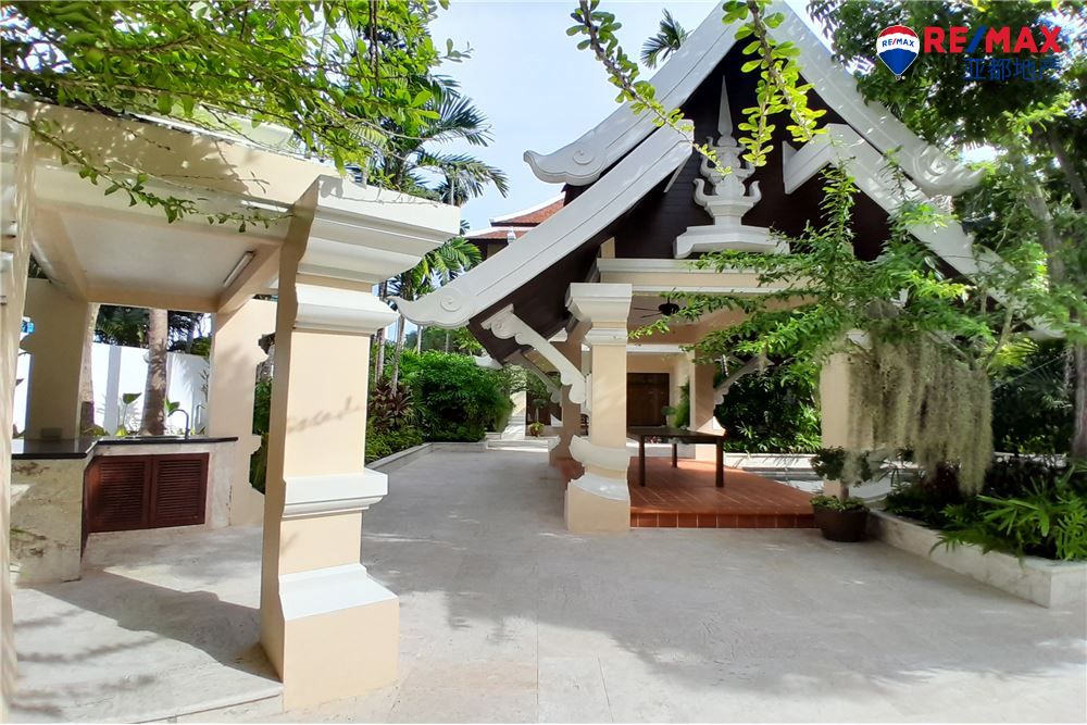 芭提雅纳中天泳池别墅2048平方米5卧6卫出售 Luxury villa 5 Beds 6 Baths ,View Talay Marina 